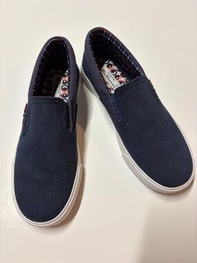 Ben Sherman Navy Slip On Sneakers Canvas Casual Shoes Boys Youth Size 4